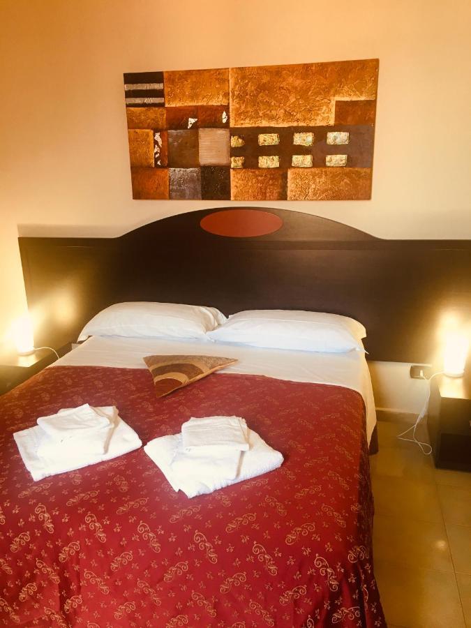 Hotel La Torre Del Moro Fiumicino Exteriér fotografie