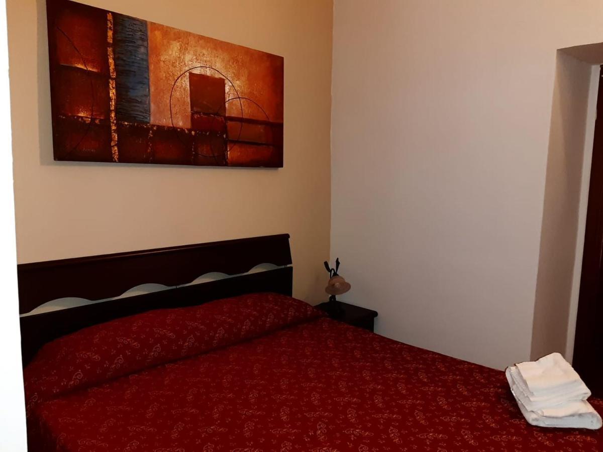 Hotel La Torre Del Moro Fiumicino Exteriér fotografie